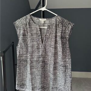 Banana Republic Black and White Blouse